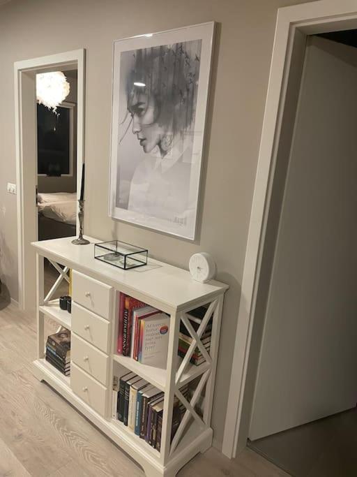 Beautiful Apartment Near Airport Njarthvik 外观 照片